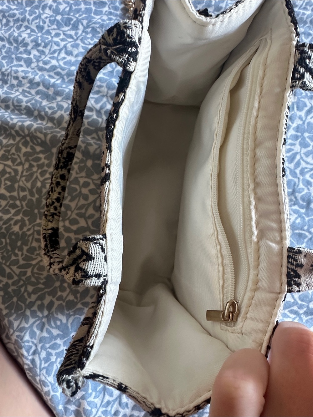 Black & White Leopard Jacquard Mini Tote Bag with Gold Chain - Picture 3 of 4